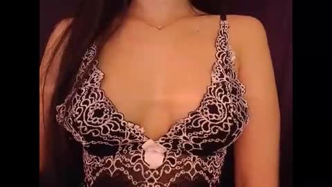 Snapshot of sexyideusa chatting on 01-11-25, 07:27 Sexy online show from 01-11-25, 07:27