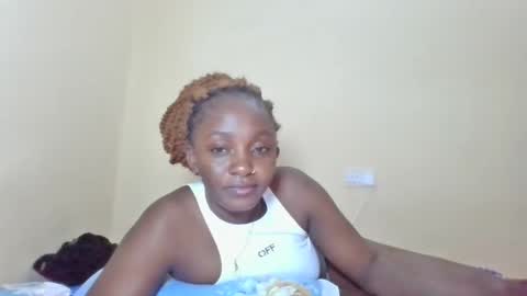 Snapshot of sexyjoane chatting on 09-26-25, 09:24 JOAN online show from 09-26-25, 09:24