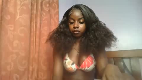 Snapshot of sexykitten200 chatting on 03-16-26, 06:45 SexyKitty online show from 03-16-26, 06:45