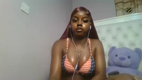 Snapshot of sexykitten200 chatting on 04-07-26, 07:14 SexyKitty online show from 04-07-26, 07:14