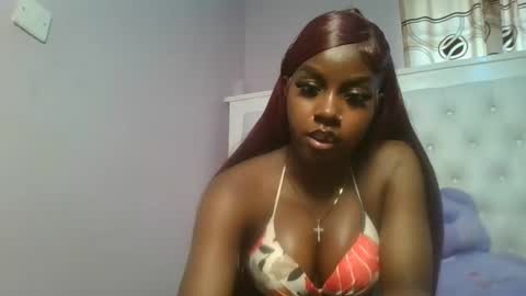 Snapshot of sexykitten200 chatting on 04-11-26, 02:54 SexyKitty online show from 04-11-26, 02:54