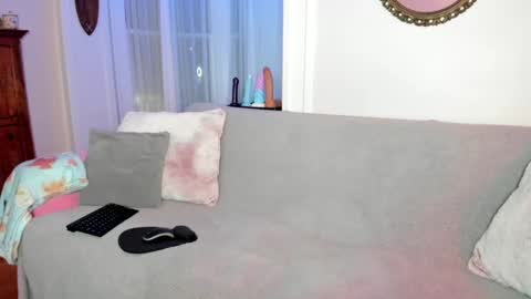 Peaches  Justin online show from 09-29-25, 03:55