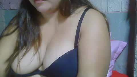Snapshot of sexykittymom chatting on 02-23-26, 10:12 sexykittymom online show from 02-23-26, 10:12