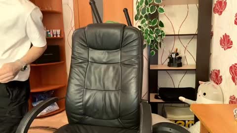 Kolya online show from 12-30-24, 11:38