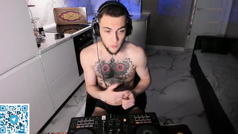Kolya online show from 01-25-25, 02:37