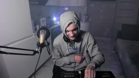 Kolya online show from 02-22-25, 11:35