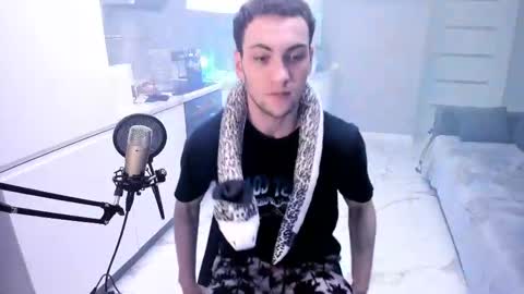 Kolya online show from 02-24-25, 12:09