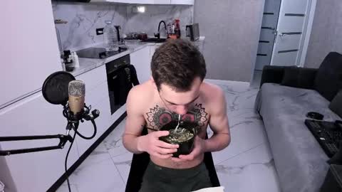 Kolya online show from 03-01-25, 02:26