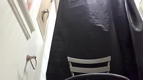 sexyladyeatingpussy online show from 09-11-25, 03:06