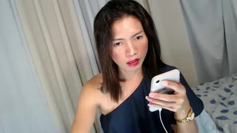 Snapshot of sexyladyredlips chatting on 09-15-25, 11:10 kylie jenner red lips online show from 09-15-25, 11:10