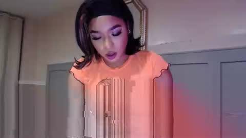 SEXYLATINCOUPLE online show from 01-17-26, 08:52