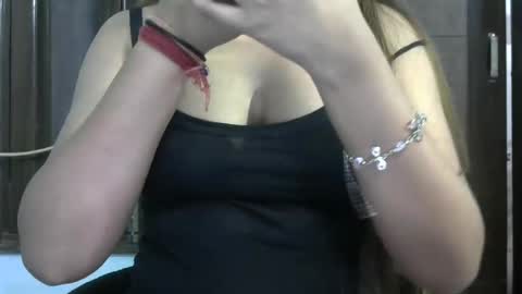 Snapshot of sexylavanya143 chatting on 01-09-25, 11:03 sexy lavanya online show from 01-09-25, 11:03
