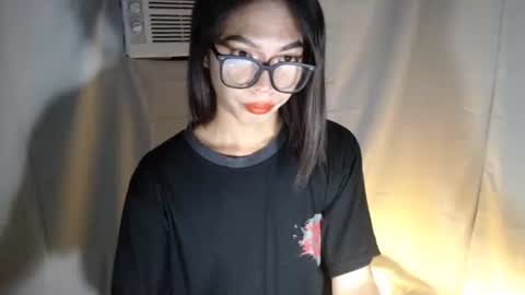 Laylia3 online show from 10-26-25, 06:52