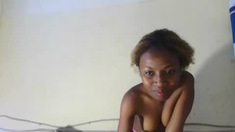 Elania online show from 05-05-26, 07:49