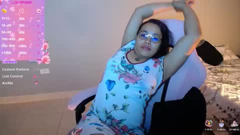 Snapshot of sexyloba_ chatting on 10-16-25, 06:42 sexyloba independent model online show from 10-16-25, 06:42