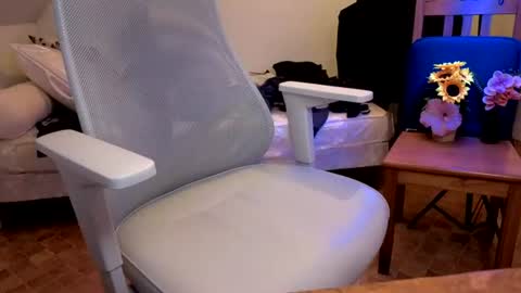 Vincent Vega online show from 06-19-26, 10:24