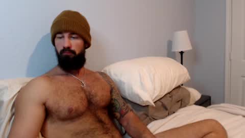 Snapshot of sexymanmk26 chatting on 12-17-24, 02:22 lets go private im ready to play pvt cum online show from 12-17-24, 02:22