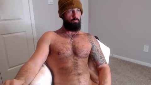 Snapshot of sexymanmk26 chatting on 01-08-25, 01:11 lets go private im ready to play pvt cum online show from 01-08-25, 01:11