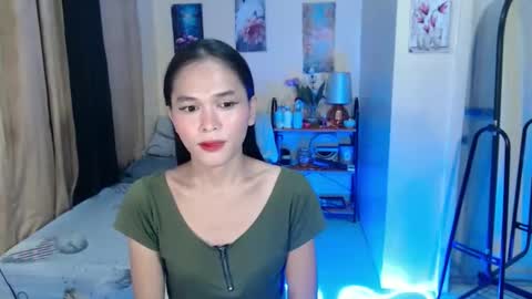 Snapshot of sexymeltsss chatting on 04-02-26, 01:20 Lyka online show from 04-02-26, 01:20