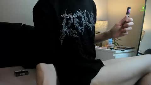 Snapshot of sexymiatrans chatting on 12-18-25, 05:52 Sexy online show from 12-18-25, 05:52