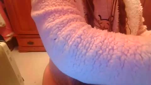 sexymisss24 online show from 02-05-25, 09:40
