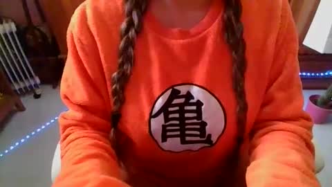 sexymisss24 online show from 05-06-26, 12:32