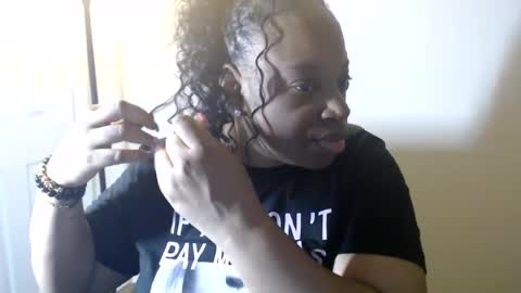 SexyMona online show from 06-17-26, 07:00