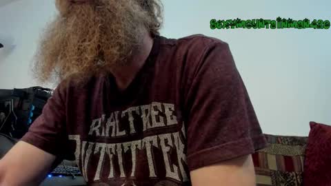 Snapshot of sexymountainman420 chatting on 03-15-26, 10:21 Sexymountainman420 online show from 03-15-26, 10:21