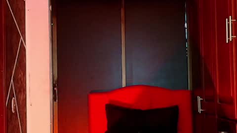 N A F online show from 02-05-25, 10:22
