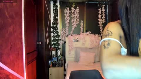 N A F online show from 09-10-25, 07:36