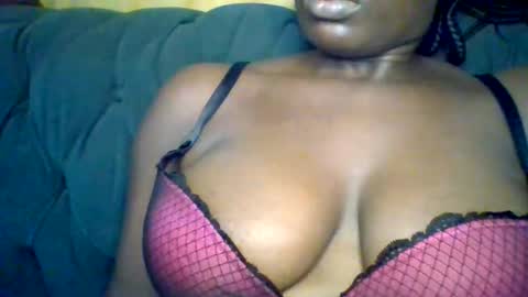 Snapshot of sexynatasha46 chatting on 12-13-24, 02:38 natasha online show from 12-13-24, 02:38