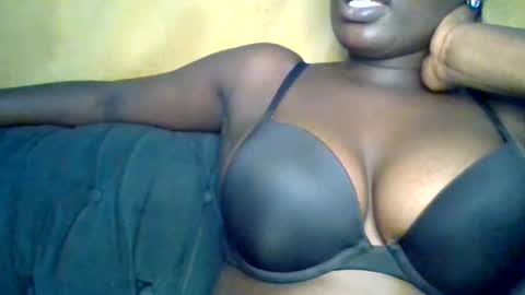 Snapshot of sexynatasha46 chatting on 01-12-25, 09:19 natasha online show from 01-12-25, 09:19