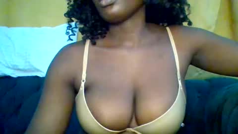Snapshot of sexynatasha46 chatting on 02-02-25, 05:26 natasha online show from 02-02-25, 05:26