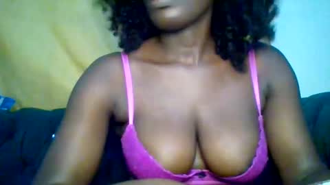 Snapshot of sexynatasha46 chatting on 02-05-25, 07:20 natasha online show from 02-05-25, 07:20