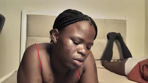 Snapshot of sexynina25 chatting on 10-07-25, 06:16 nina online show from 10-07-25, 06:16