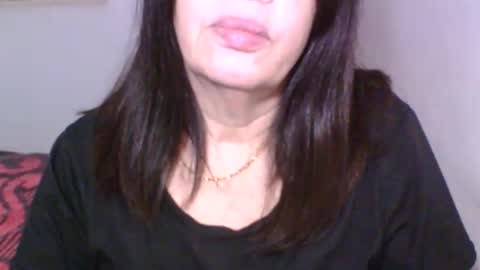Snapshot of sexyoldwet chatting on 05-12-26, 09:34 AnneSofia online show from 05-12-26, 09:34