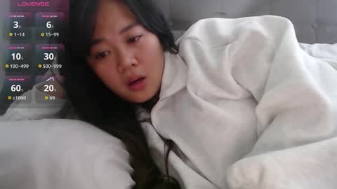 Snapshot of sexypenguin13 chatting on 03-04-26, 06:41 sexypenguin13 online show from 03-04-26, 06:41