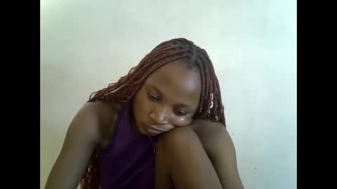Snapshot of sexypetite4 chatting on 09-09-25, 06:24 SHARON online show from 09-09-25, 06:24