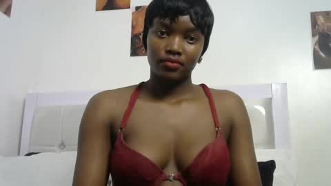 Snapshot of sexypetite_lee chatting on 11-02-25, 04:59 Lee online show from 11-02-25, 04:59