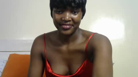 Snapshot of sexypetite_lee chatting on 11-17-25, 06:52 Lee online show from 11-17-25, 06:52