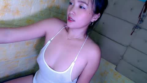 Snapshot of sexypinaymiya chatting on 01-07-25, 03:35 Miyah online show from 01-07-25, 03:35