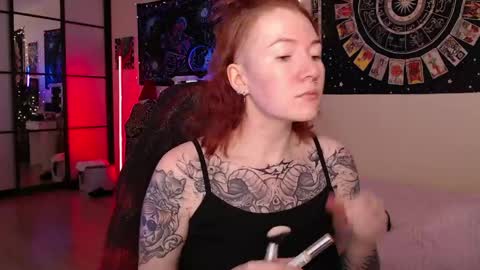 Snapshot of sexypotatohead chatting on 03-23-26, 09:02 Alyssa online show from 03-23-26, 09:02