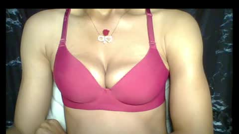 Snapshot of sexypussy000 chatting on 04-20-26, 01:41 sexypussy000 online show from 04-20-26, 01:41