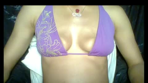Snapshot of sexypussy000 chatting on 04-24-26, 12:35 sexypussy000 online show from 04-24-26, 12:35