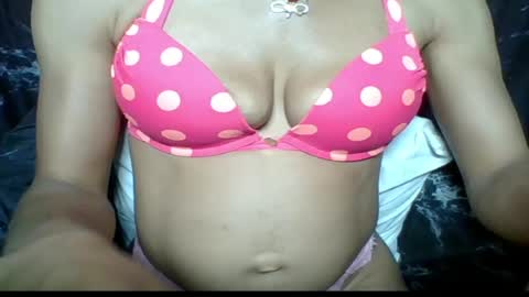 Snapshot of sexypussy000 chatting on 05-07-26, 10:48 sexypussy000 online show from 05-07-26, 10:48