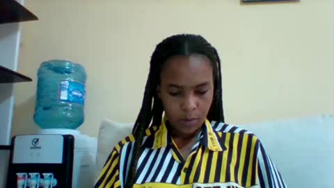 Snapshot of sexyqueen3457132 chatting on 12-14-24, 11:07 DOVY ACHIENG online show from 12-14-24, 11:07