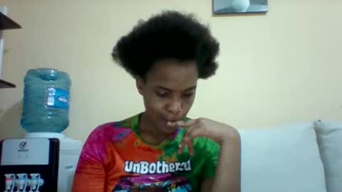 Snapshot of sexyqueen3457132 chatting on 12-21-24, 08:00 DOVY ACHIENG online show from 12-21-24, 08:00