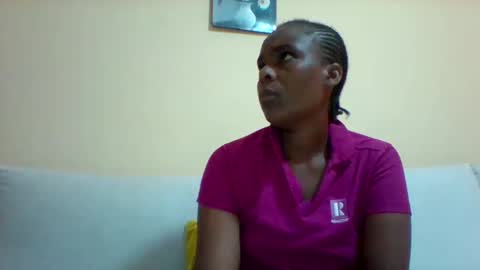 Snapshot of sexyqueen3457132 chatting on 01-15-25, 09:35 DOVY ACHIENG online show from 01-15-25, 09:35