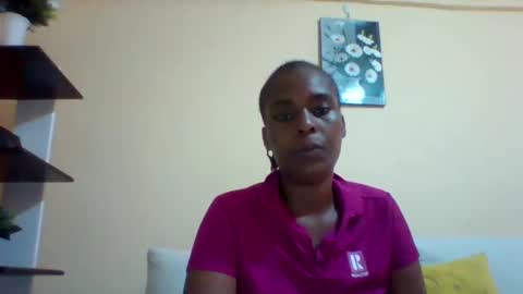 Snapshot of sexyqueen3457132 chatting on 01-16-25, 08:54 DOVY ACHIENG online show from 01-16-25, 08:54