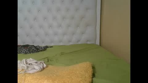 queenivy online show from 11-07-25, 06:41